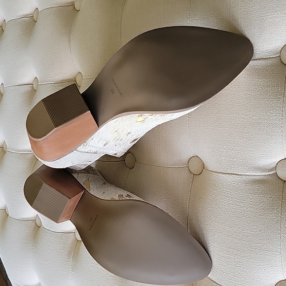 Boots - Picture 6 of 6